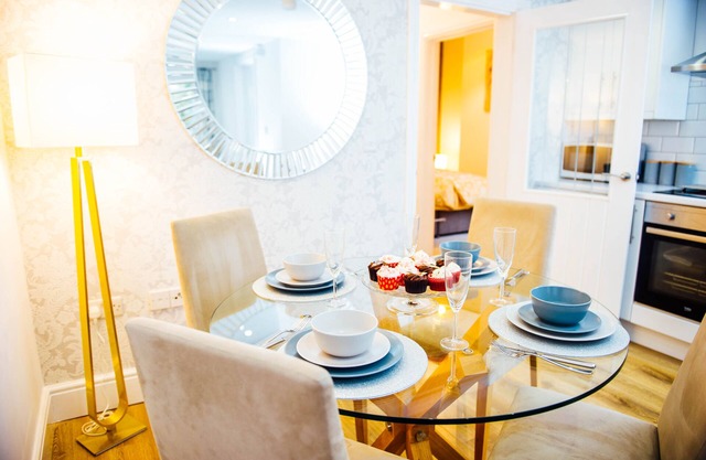 Villa Mimosa 1 - Stay in Cardiff with Sotero Lettings and Management