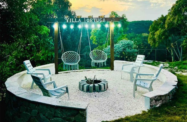 Villa moderna con buenas vistas