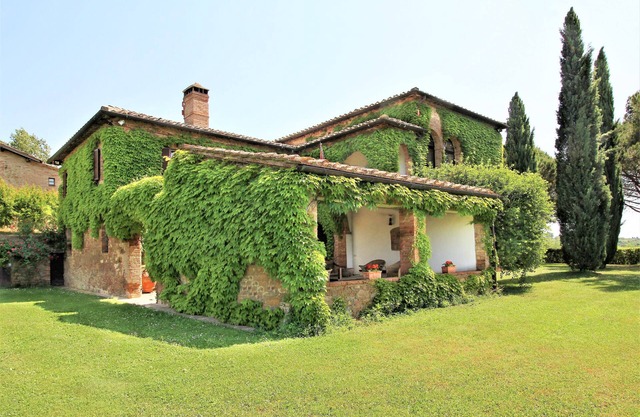 Villa Montelisi, With The most Unique View On Siena (6km)