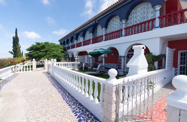 Villa Moradites. Wonderful 5 Bedroom Villa. Communal Pool. Adeje.
