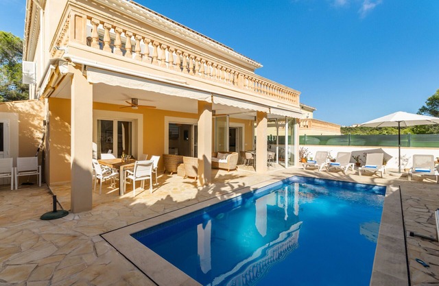 Villa Occitania Mallorca modern holiday home in Cala Murada with pool for 8 guests