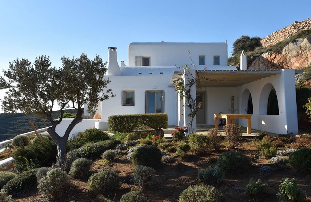 Villa Oliviers · Deluxe Villa - Infinity Pool & He