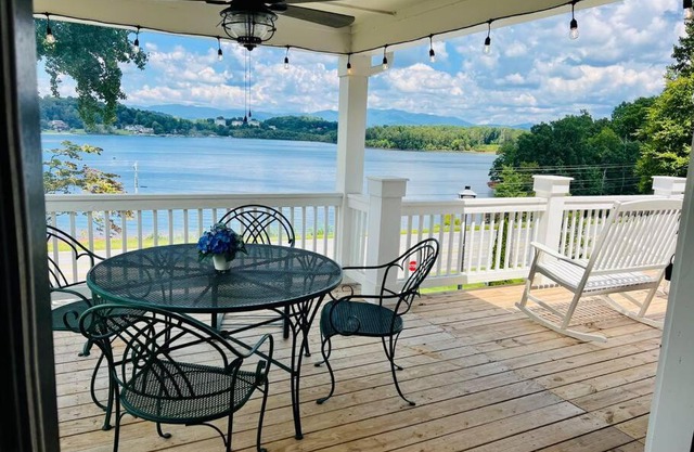 Villa Piccinni, Lake & Mtn views, sleeps 12