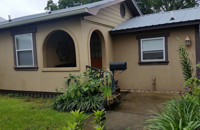 Villa Piccolo,1BR, 1BA, smoke/vape free, pet/animal free, adult only, sleeps 2