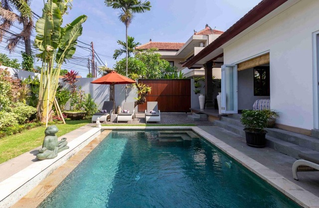 Villa Rosa - Sanur Village