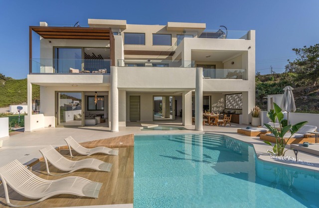 Villa Selestine - With Private Pool