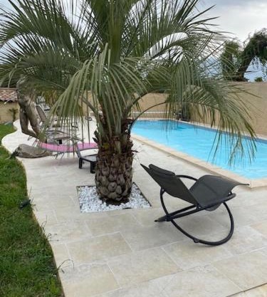 Villa SPA Piscine : entre mer et montagne