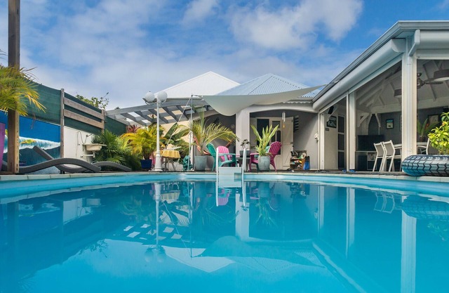 Villa Ste Anne CARBET ISLANDS - 6/7 POOL & SPA - Bourg & beach 800 m