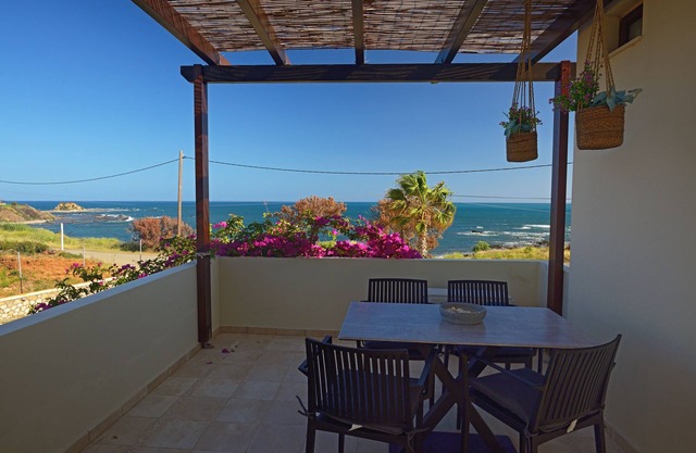 Villa Sunrise by the Sea