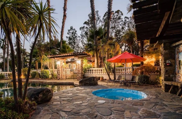 Villa Terra Bella, by Vinifera Homes