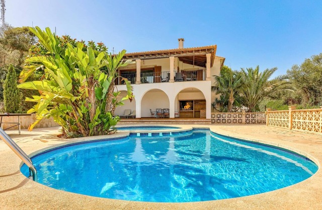 Villa Toni i na Bel by Villa Plus