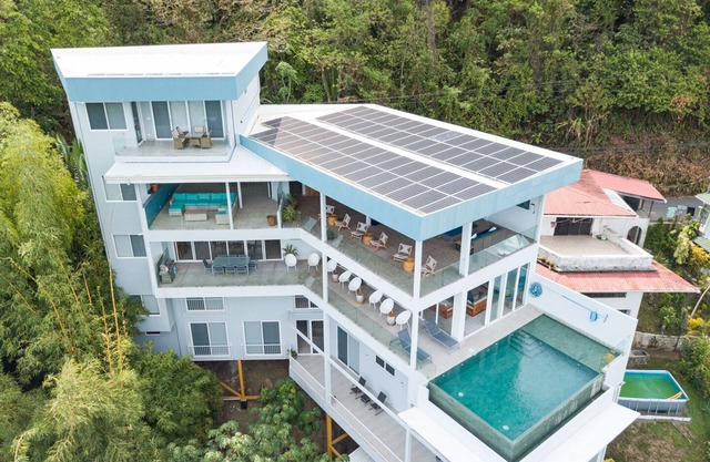 Villa&Tower -17 Bdrms,sleeps 57-AC,Elevator,Pool