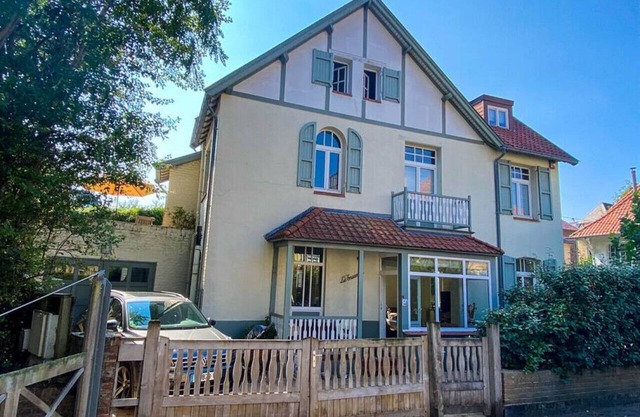 Villa Trianon -Summer beachhouse in De Panne
