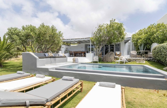 Villa Valente in Mykonos with two pools!