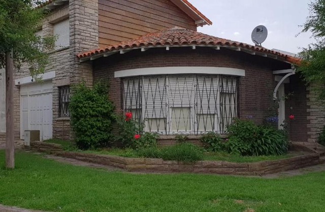 VILLA VIDA - No se aceptan grupos de jóvenes