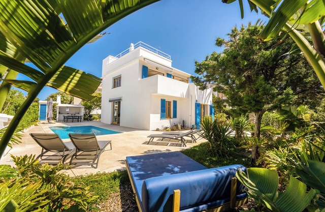 Villa with amazing sea views and swimming pool next to Cala Blanca-Ciutadella