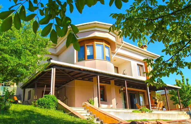 Villa with Garden near istanbul New Airport