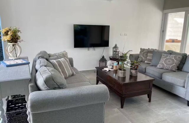 Villa with pool, Playa Nueva Romana