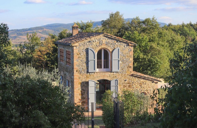 Villa with private pool in central Tuscany