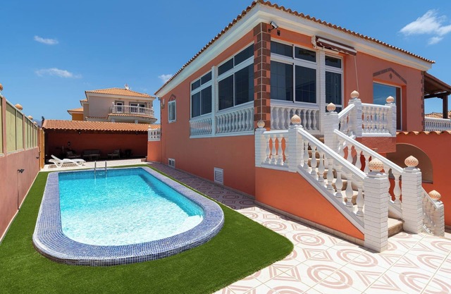 Villa with private pool Sonnenland Villas II