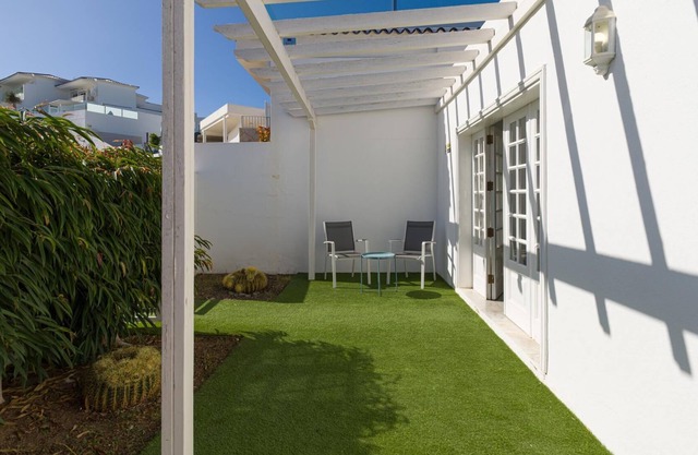 Villa with shared pool Pasito Villas I