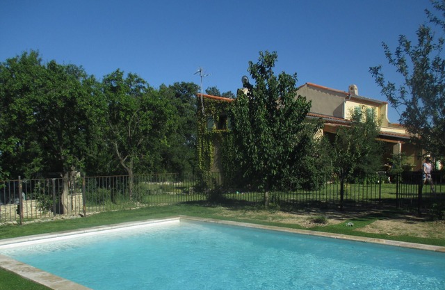 Villa with swimming pool, quiet, between Cévennes and garrigue.