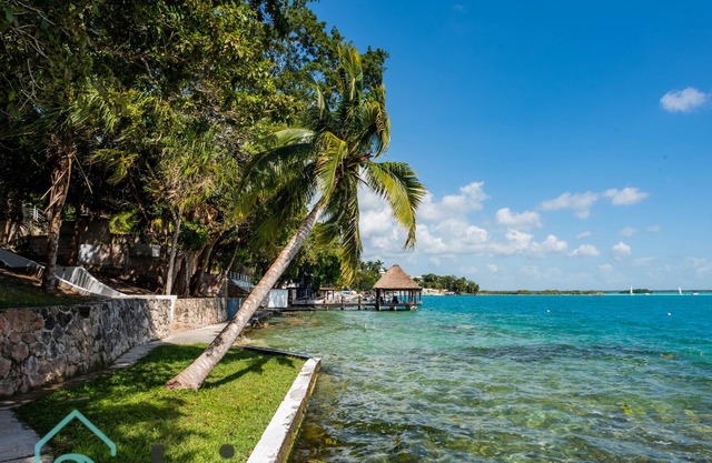 Villa Xtohil on the magic 7 collors lagoon