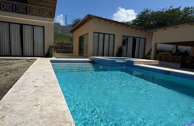 VILLAS LAS INDIGENASnSpacious 6-bedroom Villa with Private Pool and WiFi