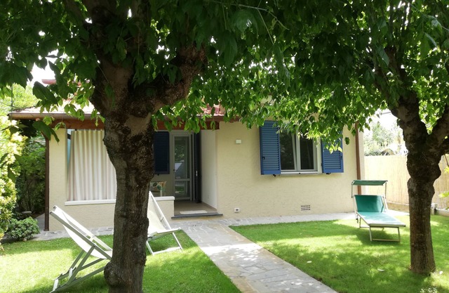 Villino Monica, tranquility in Versilia.