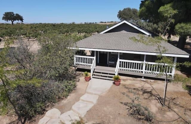 Vineyard Cottage - Cottage on vineyard with loft, views, fireplace, bbq