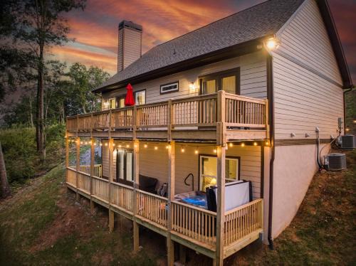 Vineyard Mountaintop Cottage