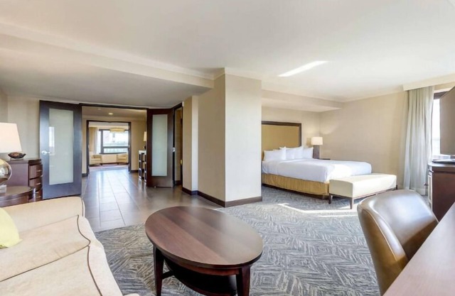 Vintage Charm in Historic D.C. District! Swimming Pool, Pets Allowed!