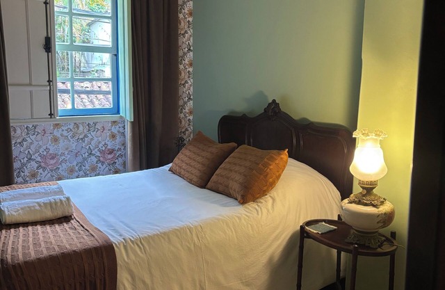 Vintage house with fireplace and air conditioning in Ouro Preto