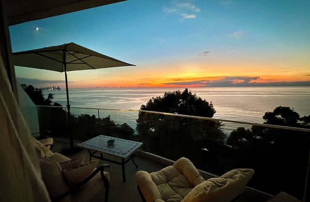 VIP beachfront complex apartment with pool, gym by Batumi botanical garden