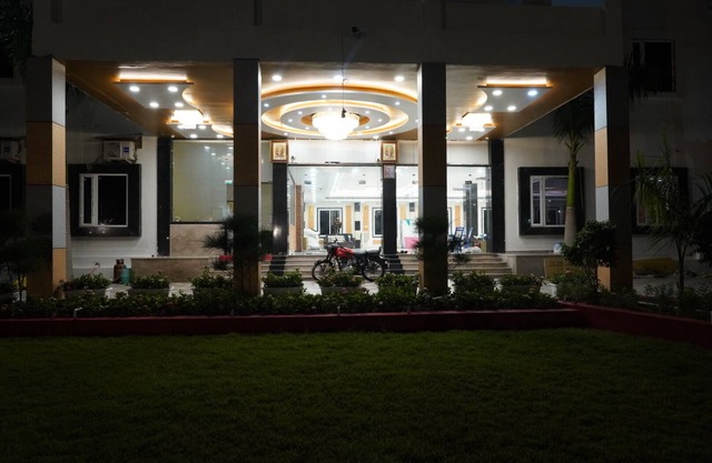 Viraj International Hotel