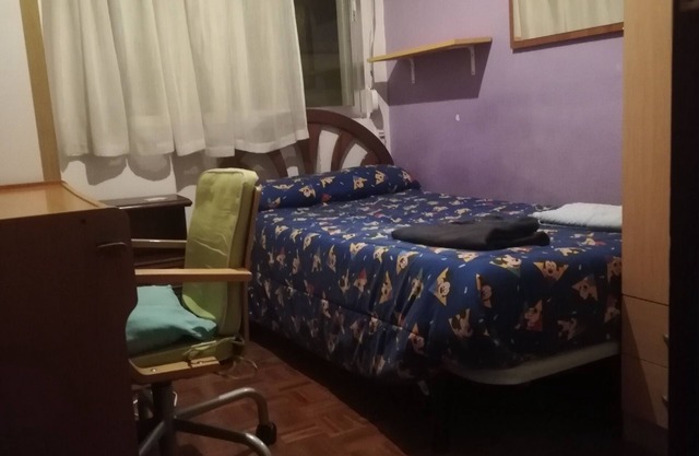 Vista Alegre Metro room available. WIFI