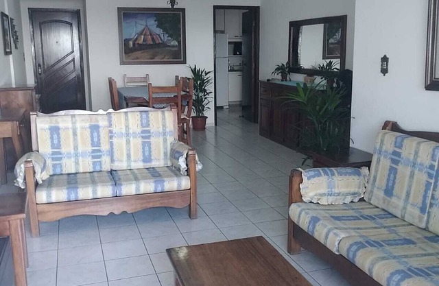 Vista Panorâmica Frente ao Mar