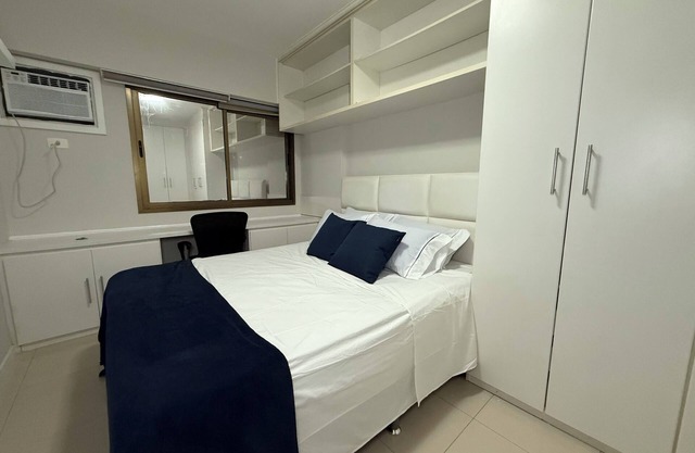 VIVA BARRA RIO near Farmasi Arena