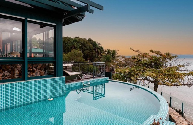 Vivenda da Magia Casa Floripa - Mansão Pé na Areia