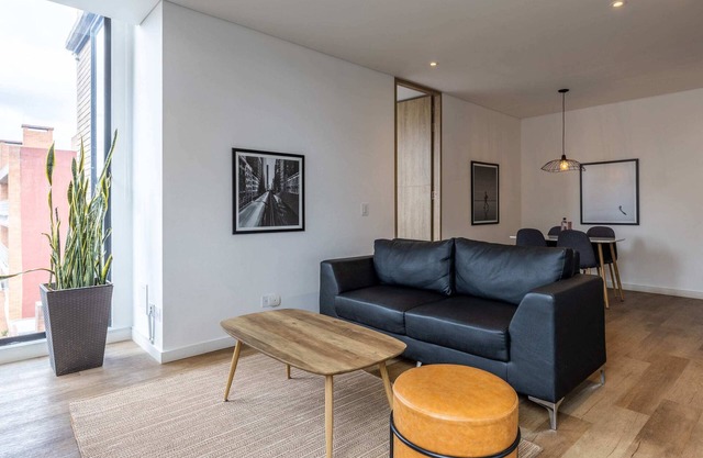 w* | Industrial 2BR in Parque Virrey