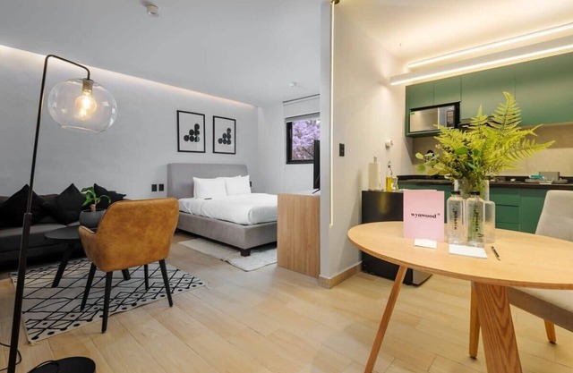 w* | Polished Loft in Polanco