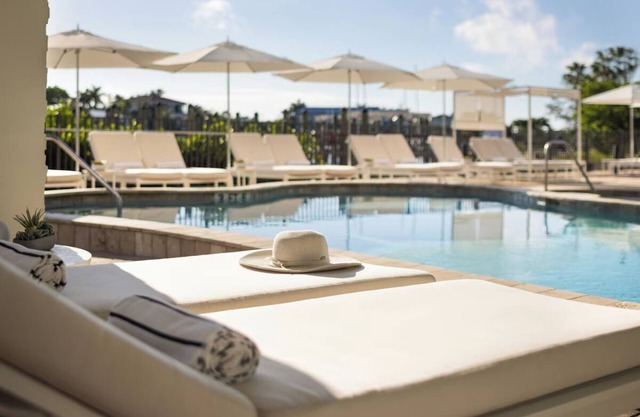 Wagging Tails Welcomed! 2 Family-friendly Units! Onsite Parking, Pool!