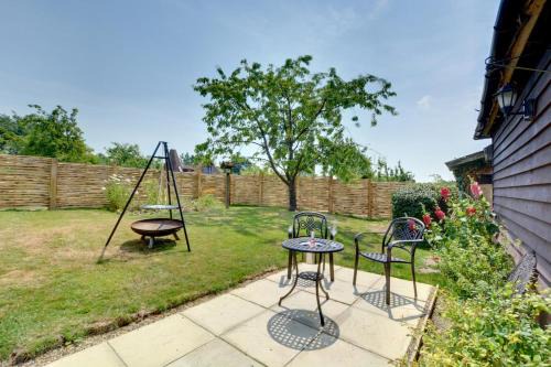 Wagon Lodge at Forstal Farm