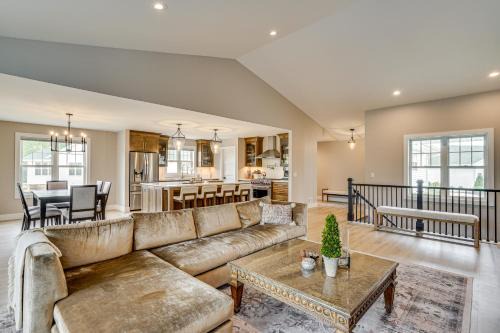 Walk to Beaches and Restaurants Elkhart Lake Escape