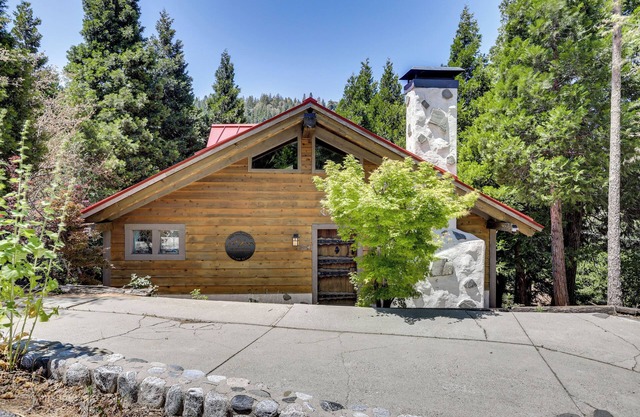 Walk to Lake Gregory: Family Retreat w/Patio!