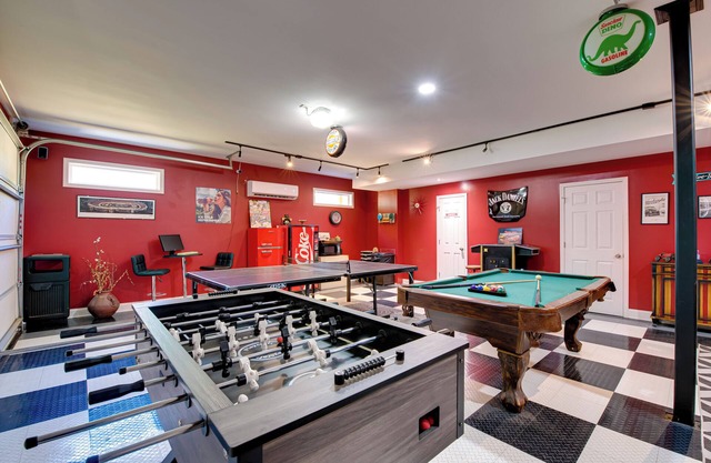 Walk to Lake: Hiram Hideaway w/Shared Gazebo!