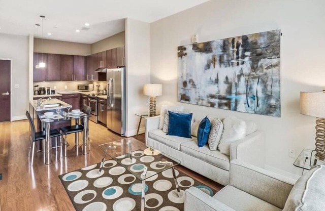 Walk to National Mall | Rooftop Grilling & Lounge | nr DuPot Circle