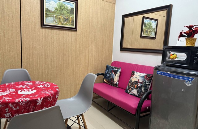 Walk to SM North! 1BR Condo in Tower 5 Grass Residence QC Metro Manila