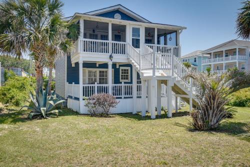 Walk to Water Coastal-Chic Home Near Myrtle Beach