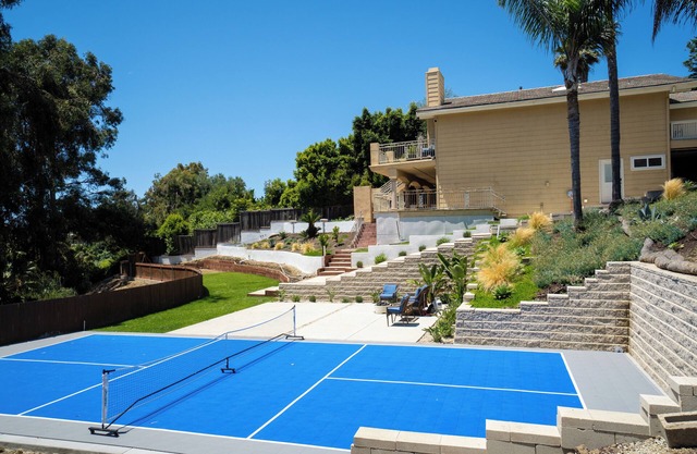 Walkable 4br Coastal Oasis w/Big Yard, Ocean View, Family Friendly, Pickleball